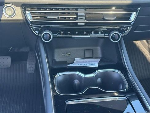 New 2026 Chevrolet Traverse High Country w/ LPO, Floor Liner Package image 11