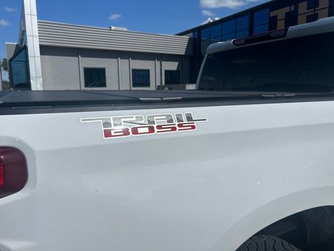 Used 2024 Chevrolet Silverado 1500 LT Trail Boss AWD/4WD image 7