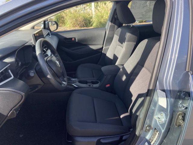 Used 2025 Toyota Corolla LE FWD image 14