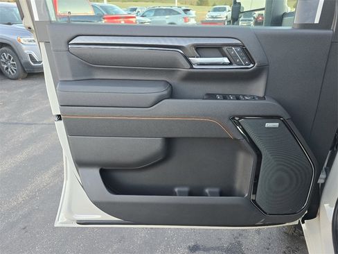 New 2026 GMC Sierra 2500 AT4 w/ AT4 Preferred Package image 11