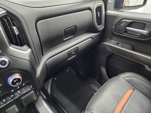 Used 2023 GMC Sierra 2500 AT4 w/ Gooseneck/5TH Wheel Package image 12