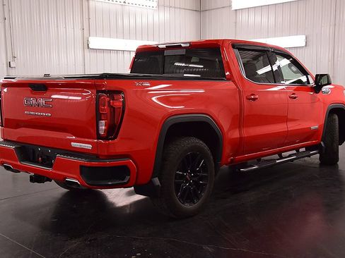Used 2020 GMC Sierra 1500 Elevation w/ Elevation Value Package AWD/4WD image 11