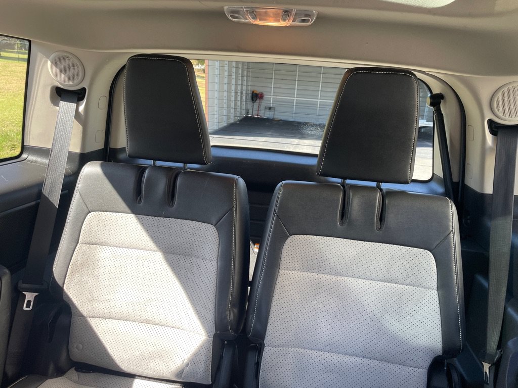 Used 2011 Ford Flex Titanium AWD/4WD image 19