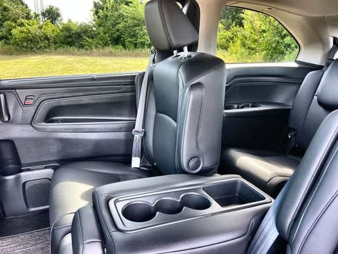 Used 2026 Honda Odyssey EX-L image 14