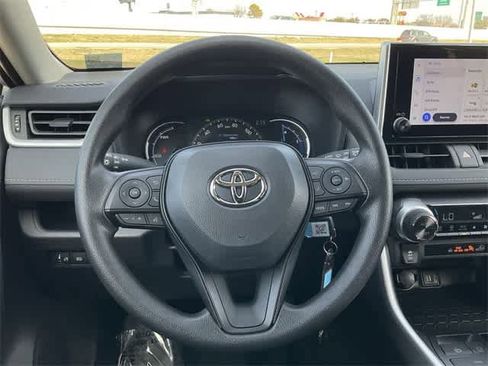 Certified 2025 Toyota RAV4 LE image 19