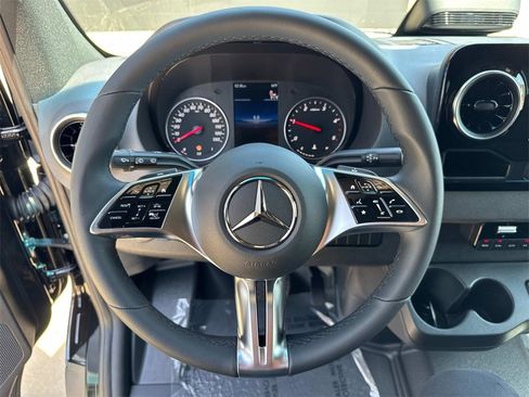 New 2025 Mercedes-Benz Sprinter 2500 image 34