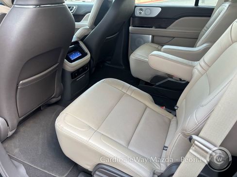 Used 2023 Lincoln Navigator Reserve AWD/4WD image 29