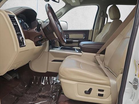 Used 2014 RAM 2500 Laramie w/ Convenience Group image 15