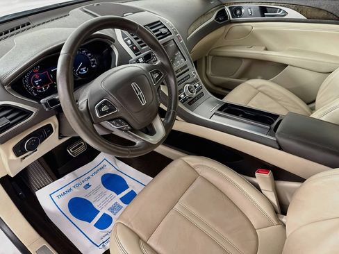 Used 2019 Lincoln MKZ Reserve w/ Reserve Plus Package FWD image 10