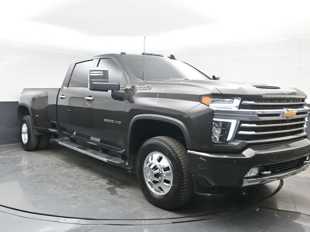 Used 2021 Chevrolet Silverado 3500 High Country w/ Snow Plow Prep/Camper Package AWD/4WD image 2