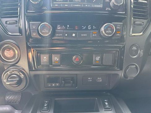 Certified 2023 Nissan Titan SV w/ SV Convenience Package AWD/4WD image 15