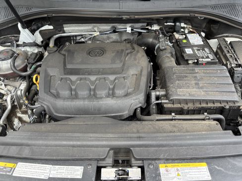Used 2021 Volkswagen Tiguan SE R-Line AWD/4WD image 36