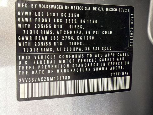 Used 2022 Volkswagen Tiguan SE FWD image 25