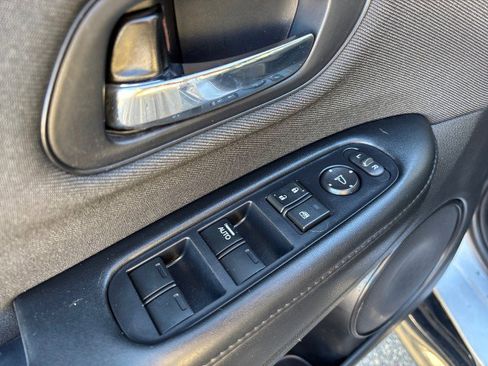 Used 2022 Honda HR-V Sport image 9