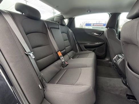Used 2023 Chevrolet Malibu LT image 17