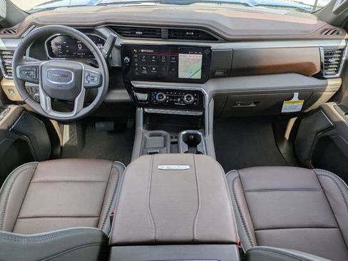 New 2026 GMC Sierra 2500 Denali w/ Denali Reserve Package image 19