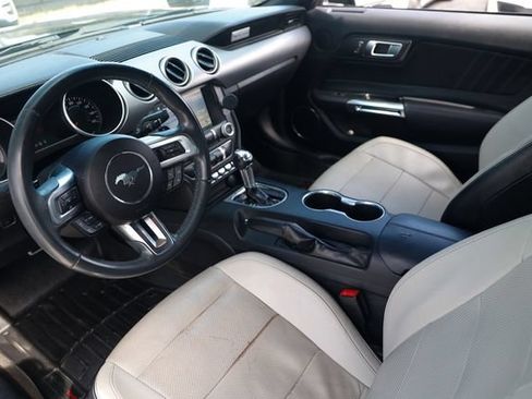 Used 2018 Ford Mustang Premium RWD image 6