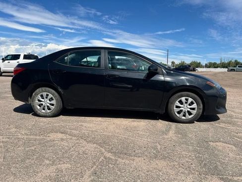 Used 2017 Toyota Corolla L w/ Carpet Mat Package (TMS) FWD image 6