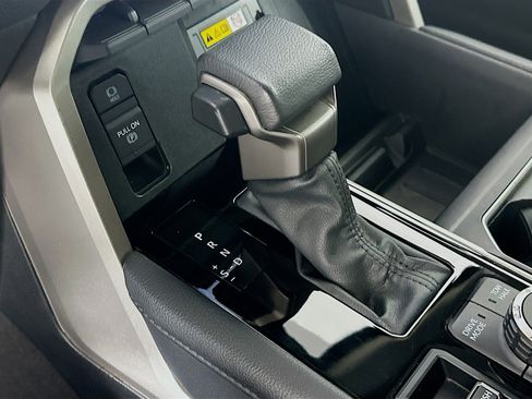 Used 2024 Toyota Tundra Limited w/ Power Package image 25