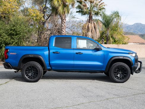 Used 2023 Chevrolet Colorado Trail Boss image 3