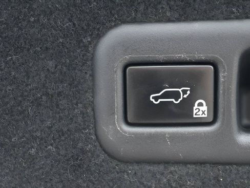 Used 2016 Lexus RX 450h AWD w/ Luxury Package image 18