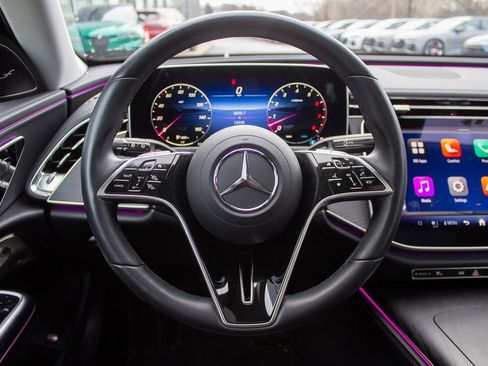 Used 2025 Mercedes-Benz E 450 4MATIC All-Terrain Wagon image 5