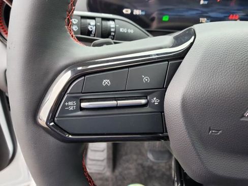 New 2024 Chevrolet Blazer EV RS image 29