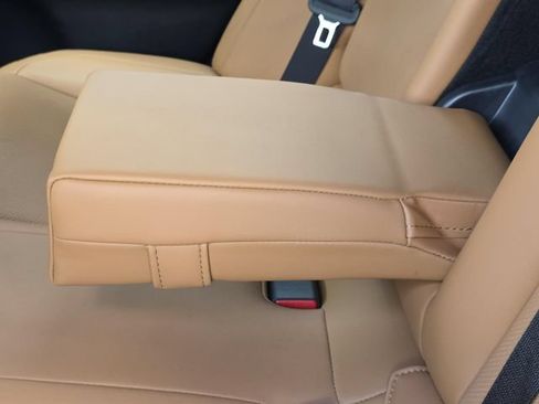 Used 2025 Lexus IS 300 w/ Premium Package RWD image 10