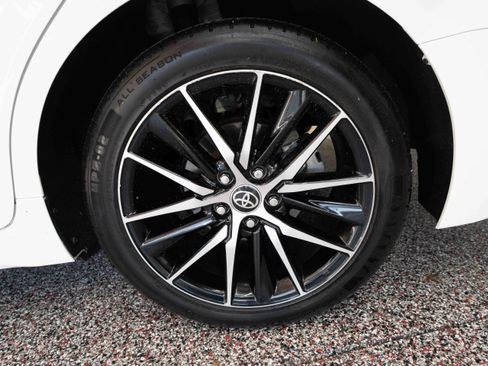 Used 2022 Toyota Camry SE image 28