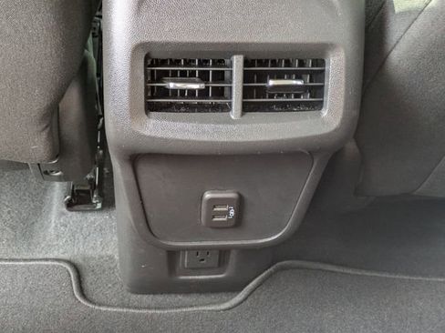 Used 2023 Chevrolet Equinox LT AWD/4WD image 57