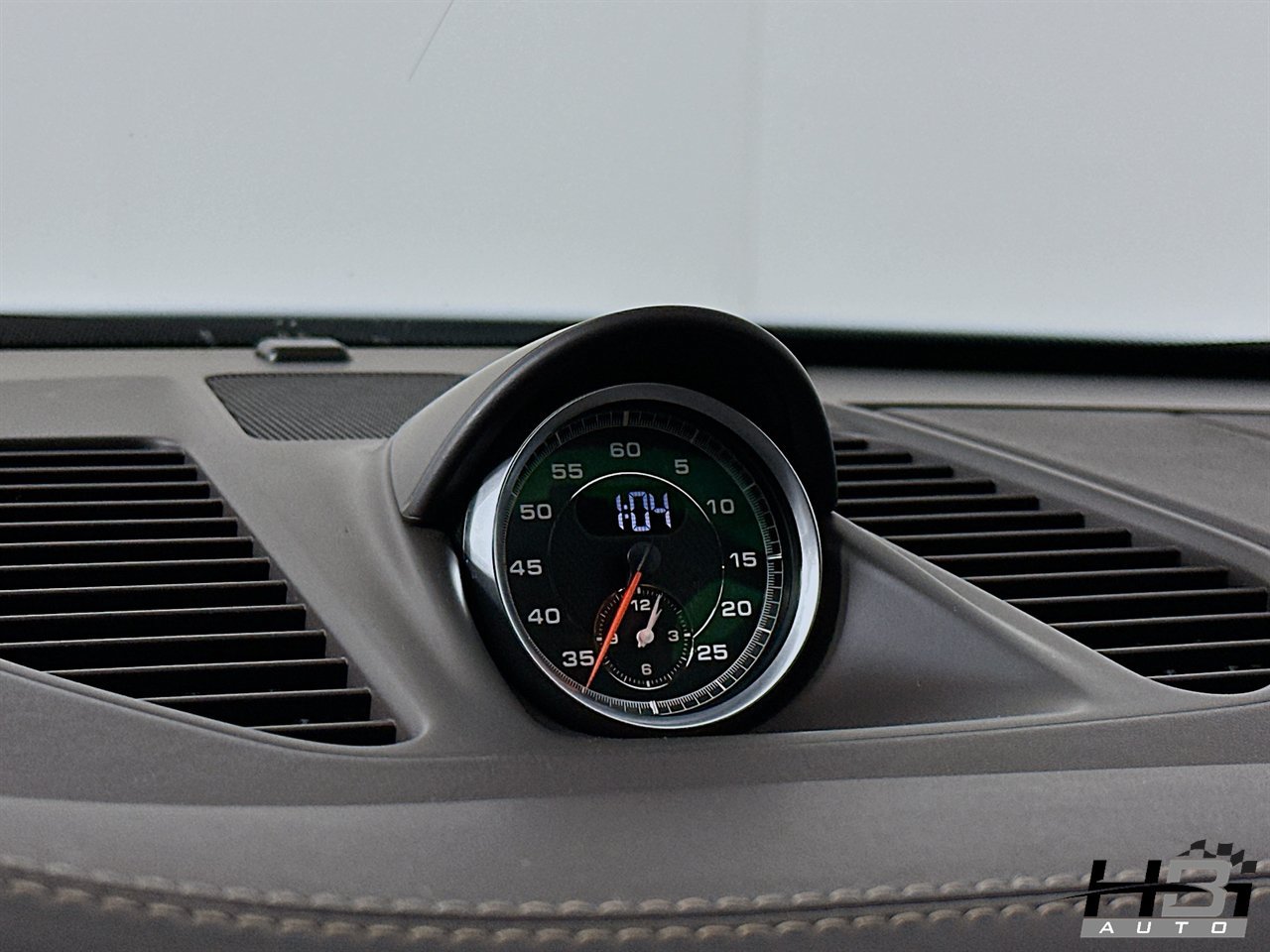 Used 2015 Porsche 911 Turbo AWD/4WD image 19
