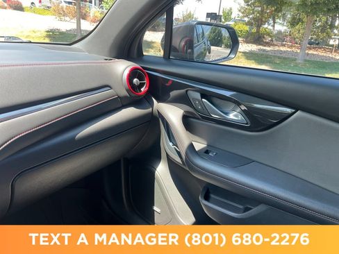 Used 2019 Chevrolet Blazer RS AWD/4WD image 24
