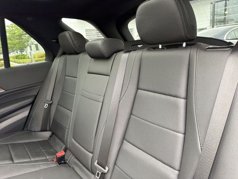 Certified 2025 Mercedes-Benz GLE 350 4MATIC image 33