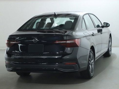 Used 2023 Volkswagen Jetta SE w/ Panoramic Sunroof Package FWD image 45