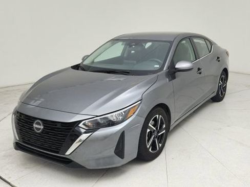 Used 2024 Nissan Sentra SV FWD image 1