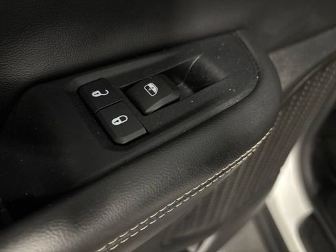 Used 2024 Jeep Grand Cherokee L Limited w/ Luxury Tech Group II AWD/4WD image 31