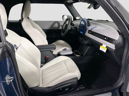 Used 2025 MINI Cooper S image 28