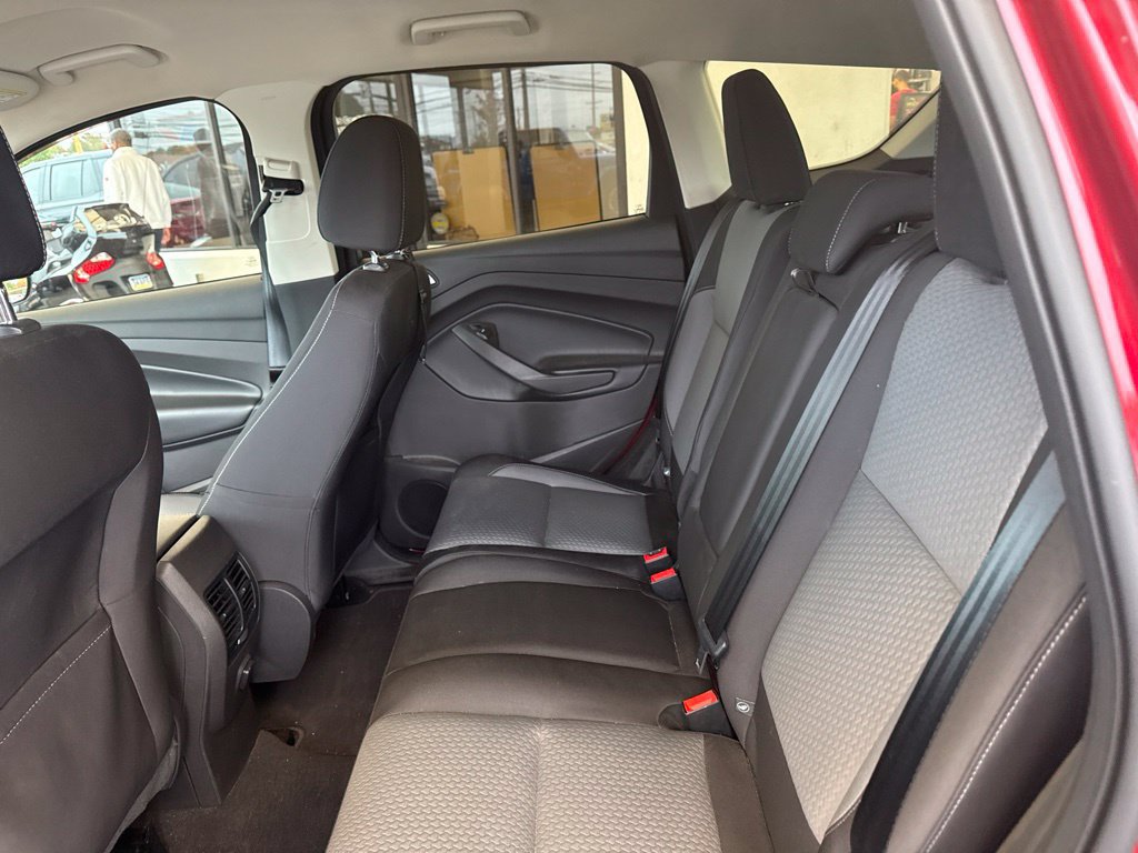 Used 2017 Ford Escape SE AWD/4WD image 12