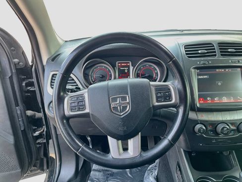 Used 2019 Dodge Journey Crossroad AWD/4WD image 13