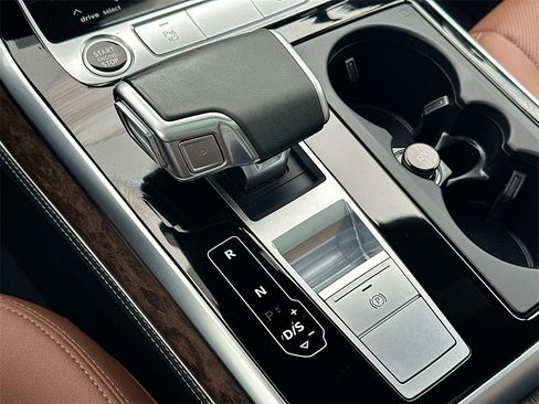 Used 2026 Audi Q8 Premium Plus image 22