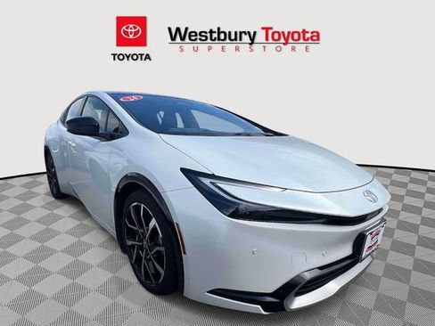 Certified 2024 Toyota Prius Prime FWD image 1