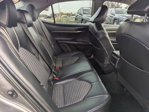 Used 2022 Toyota Camry SE image 28