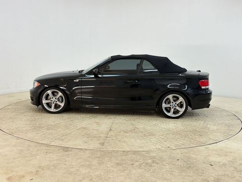 Used 2009 BMW 135i Convertible RWD image 2