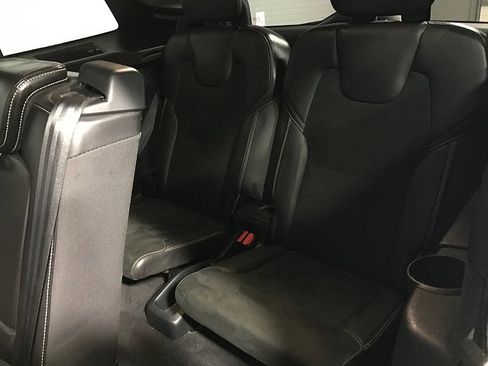 Used 2016 Volvo XC90 T6 R-Design w/ Vision Package image 21
