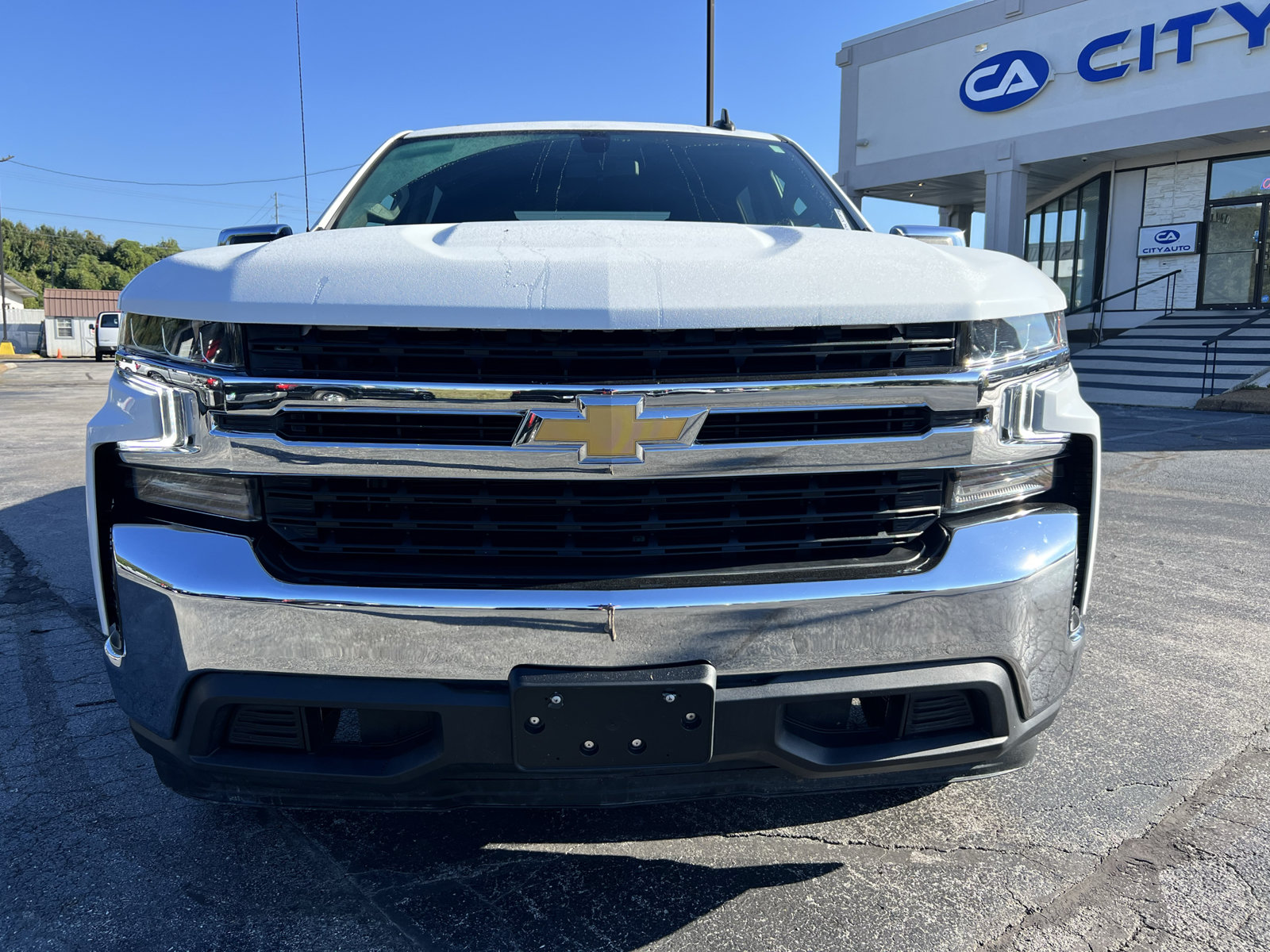 Used 2021 Chevrolet Silverado 1500 LT RWD image 2