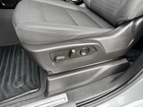 Used 2023 Chevrolet Silverado 1500 LT image 14