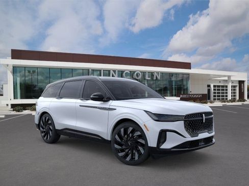 New 2026 Lincoln Nautilus Reserve AWD/4WD image 7