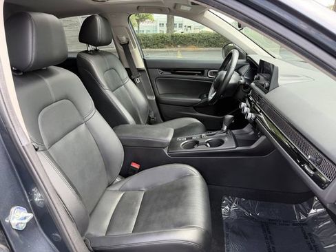 Used 2024 Honda Civic EX-L image 40