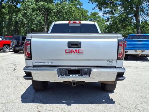 Used 2017 GMC Sierra 1500 SLT w/ SLT Premium Package AWD/4WD image 7