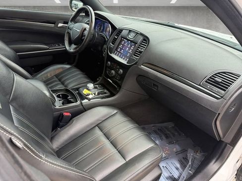Used 2021 Chrysler 300 S image 24